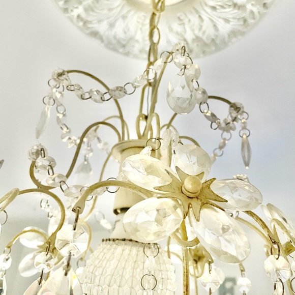 Pottery Barn small chandelier flowers crystals floral ornate hardwi… - Picture 9 of 14